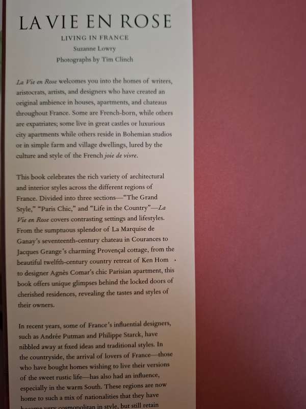 La Vie En Rose - Living in France : Suzanne Lowry  (Hardcover)