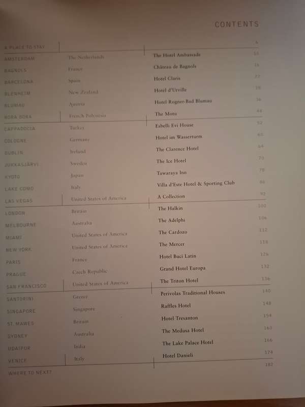 A Place to Stay - 30 Extraordinary Hotels : Shelley-Maree Cassidy  (Paperback)