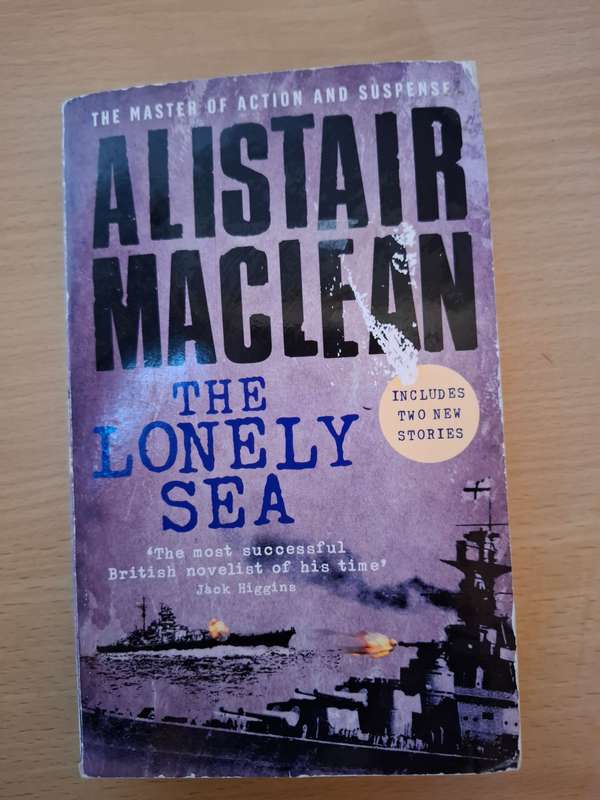 The Lonely Sea : Alistair Maclean  (Paperback)