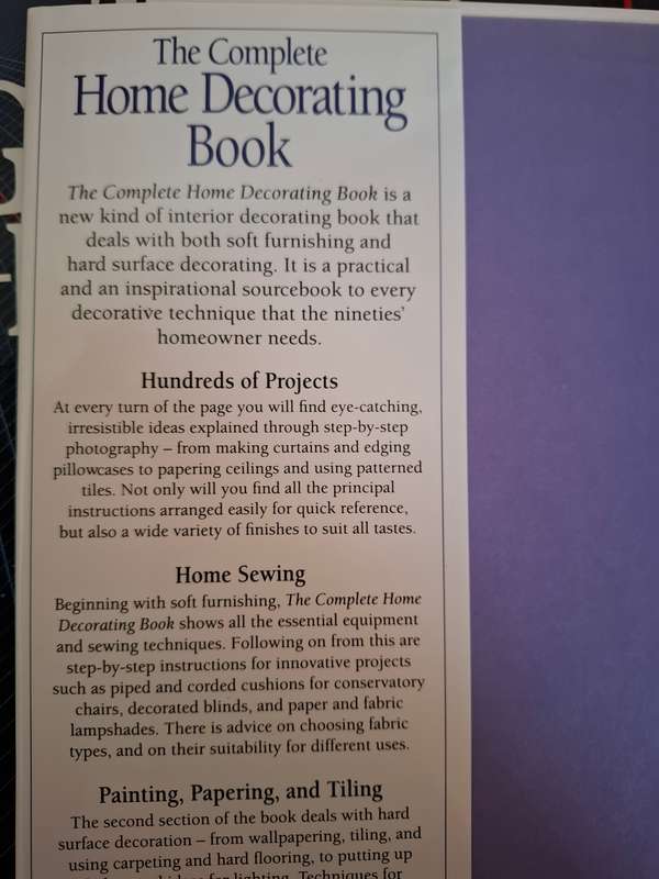 The Complete Home Decorating Book : Nicholas Barnard  (Hardcover)