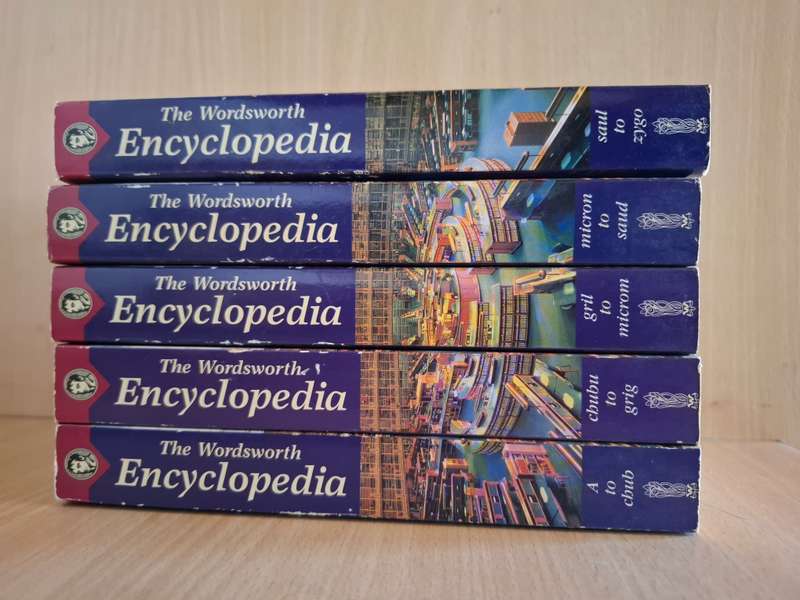 Set of 5 The Wordsworth Encyclopedia (Paperback)