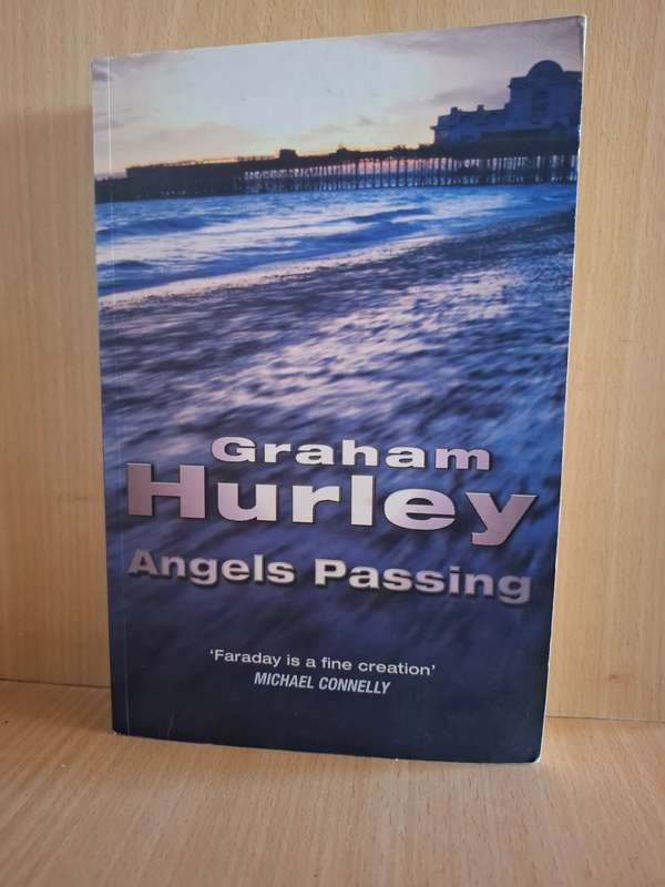 Angels Passing : Graham Hurley  (Paperback)