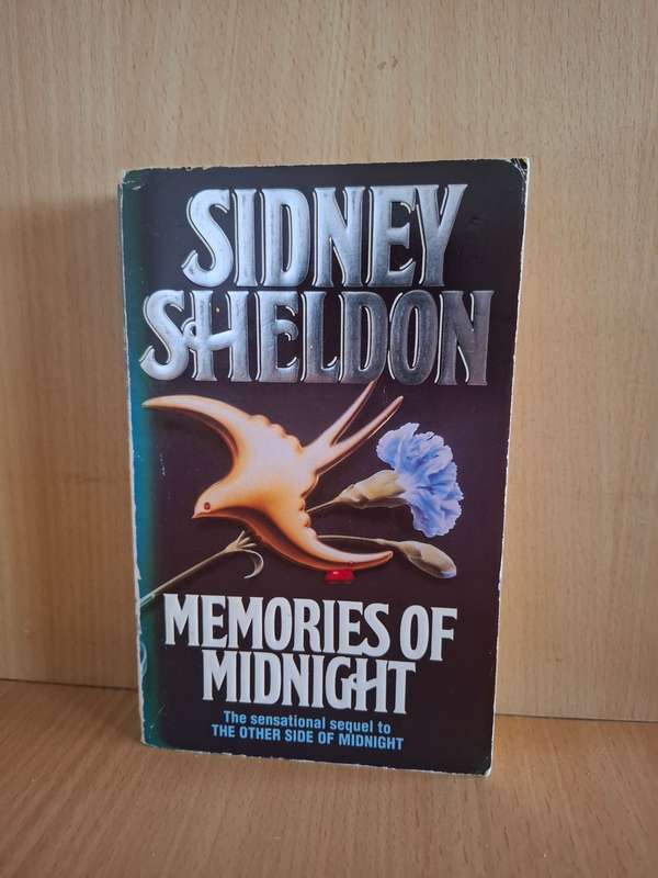 Memories of Midnight: Sidney Sheldon  (Paperback)