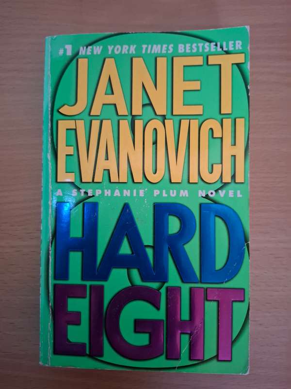 Hard Eight : Janet Evanovich (Paperback)