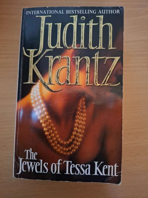 The Jewels of Tessa Kent  (Paperback)