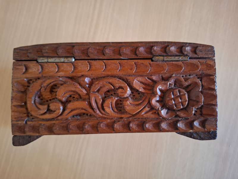 Carved Wooden Box (15cm x 9cm height 7cm)