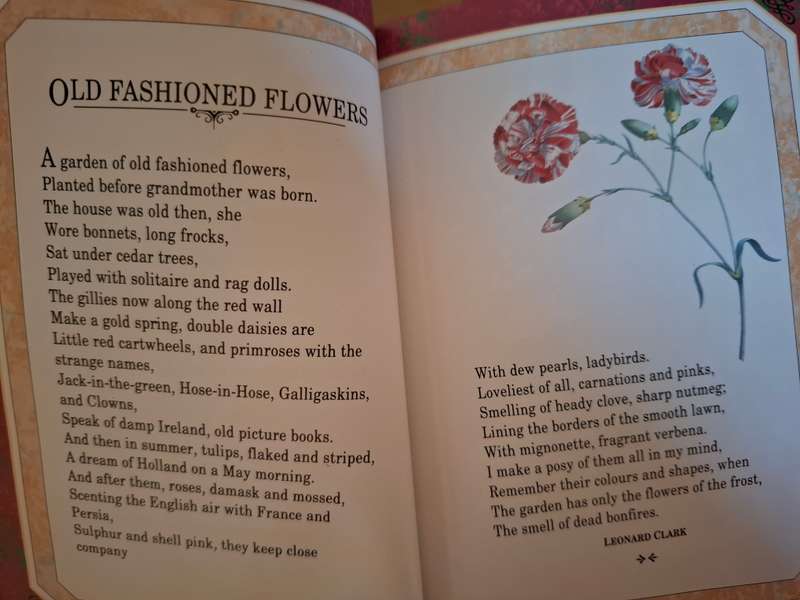 Flowers - A Celebration in Words and Paintings selected by Helen Exley (Hardcover)