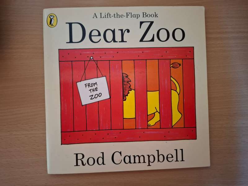 Dear Zoo : Rod Campbell (A Lift-the-Flap-Book)  Paperback