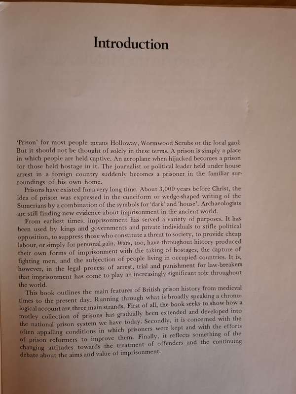 Prisons : Rosamund Morris  (Hardcover) Past-into-Present Series