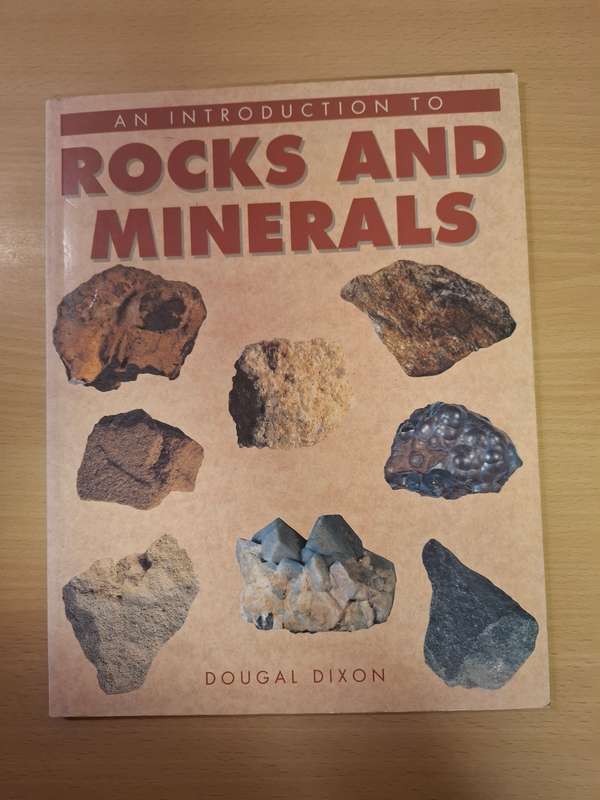 An Introduction to Rocks and Minerals: Dougal Dixon (Paperback)