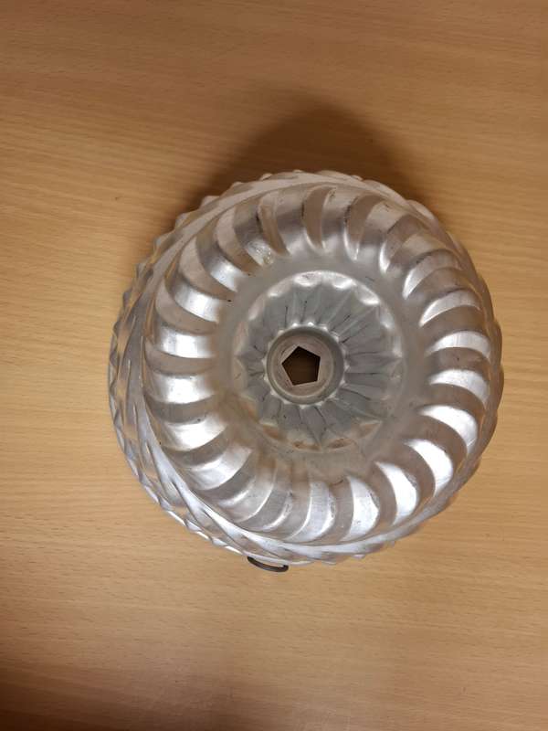 Metal Jelly Mould  (width 20cm height 10cm)