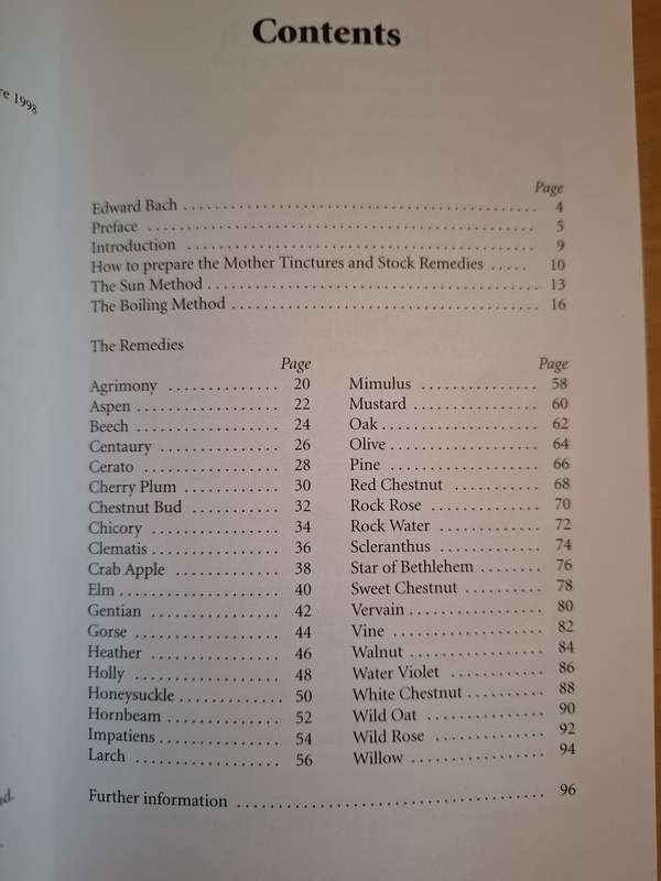 The Bach Flower Remedies - Illustrations and Preparations : Nora Weeks, Victor Bullen (Paperback)