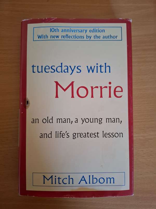 Tuesdays with Morrie: Mitch Albom (Hardcover)