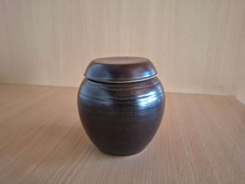 Brown Lidded Stoneware Jar - height 9cm width 8cm