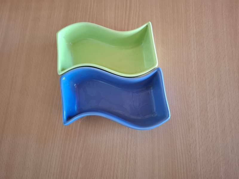Set of 3 Shaped Serving Bowls (Black, Blue, Green)