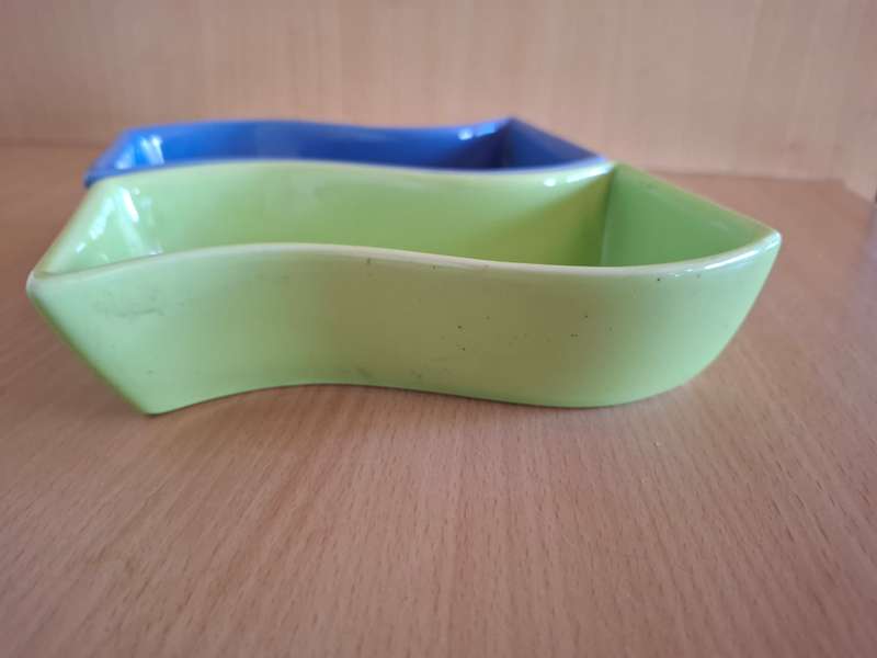 Set of 3 Shaped Serving Bowls (Black, Blue, Green)