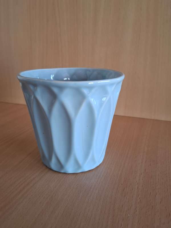 Blue Ceramic Plant Pot/Planter - height 10cm width 11cm
