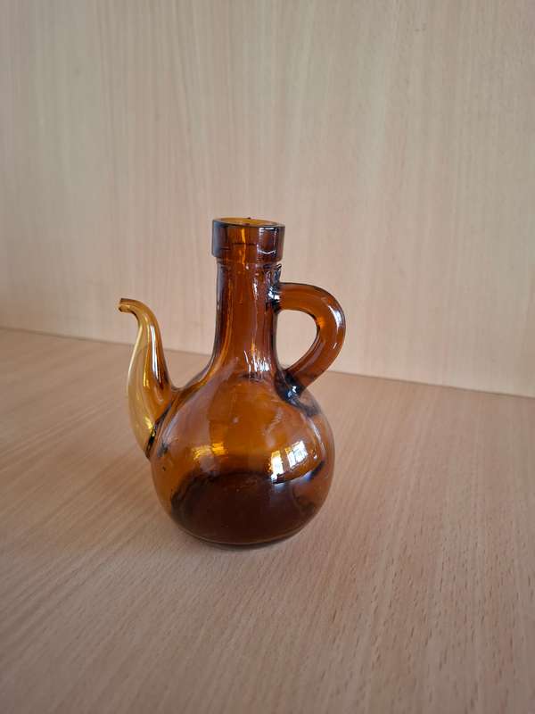 Small Vintage Brown Glass Jug - height 12cm width 9cm