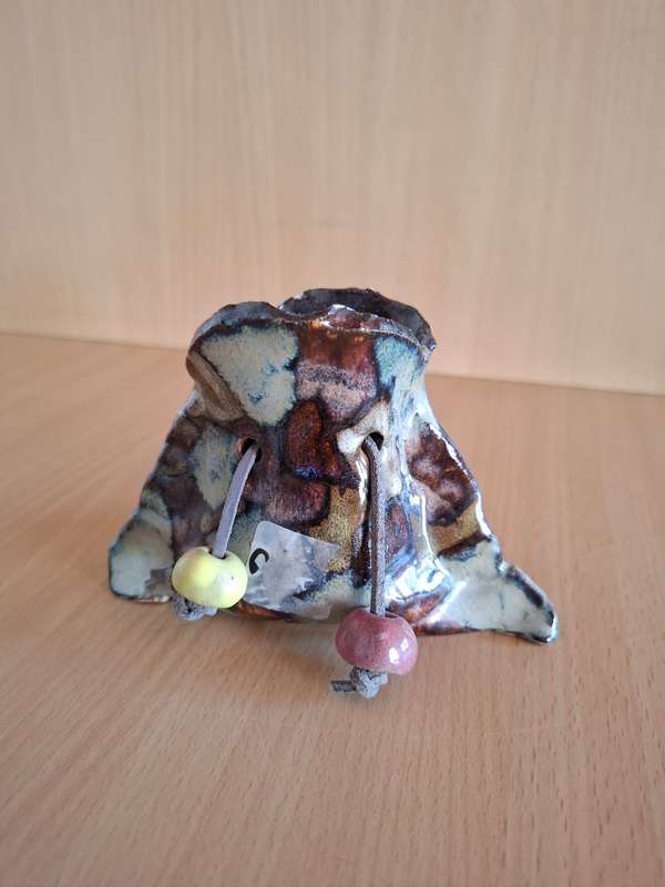 Pottery/Stoneware Vase - 14cm x 4cm height 8cm