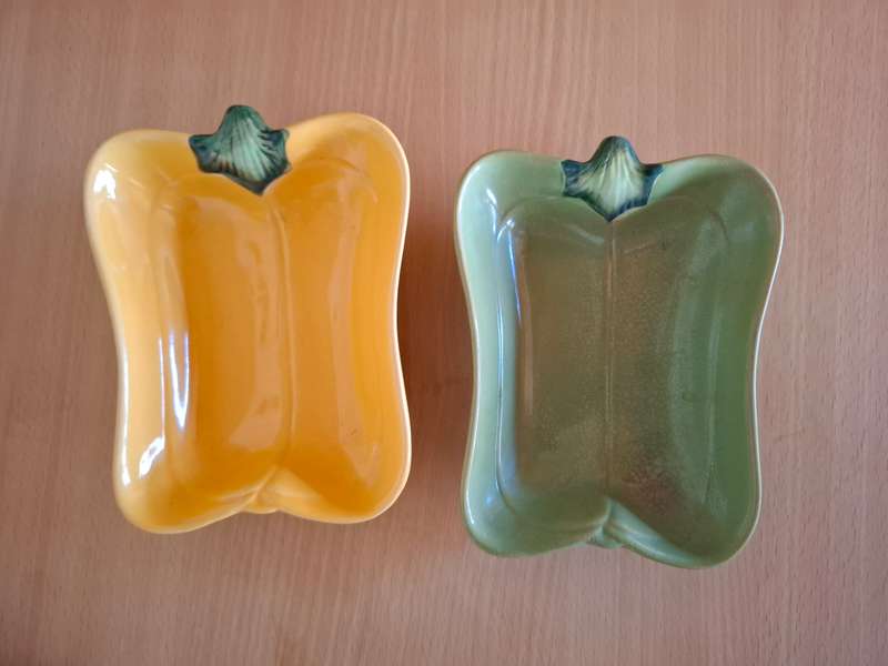 Set of 2 Vegetable Shaped Ceramic Serving Dishes - 15cm x 12 cm