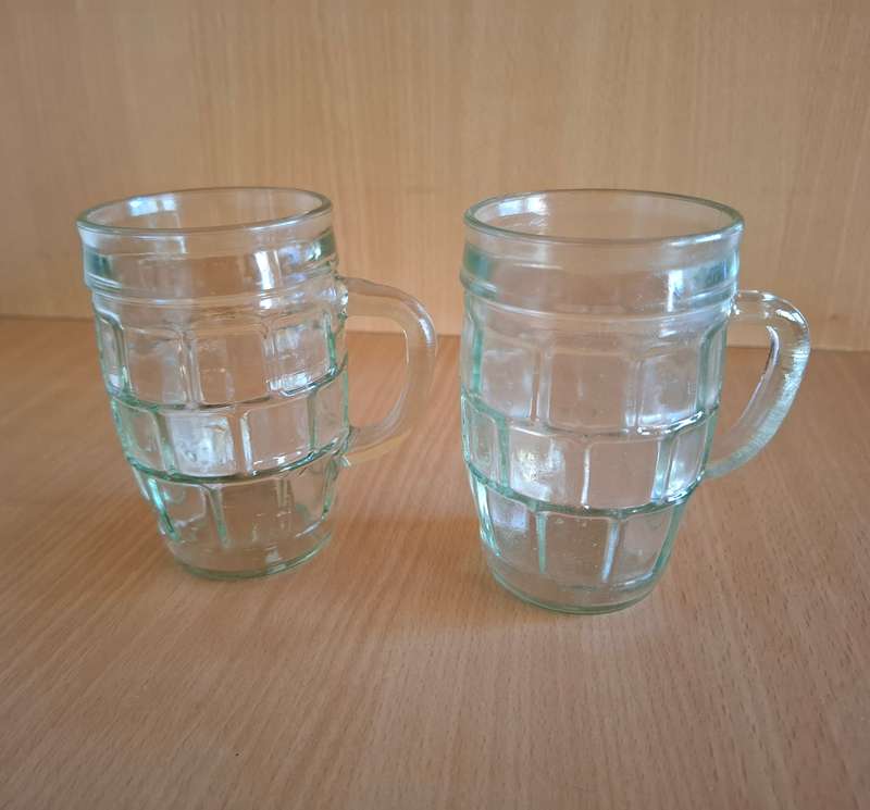 Set of 2 Glass Mugs