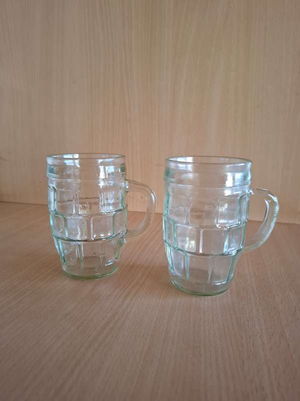 Set of 2 Glass Mugs