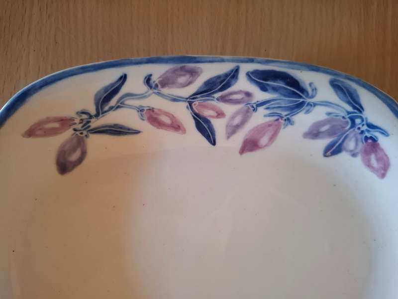 Floral Ceramic Dish - 23cm x 17cm
