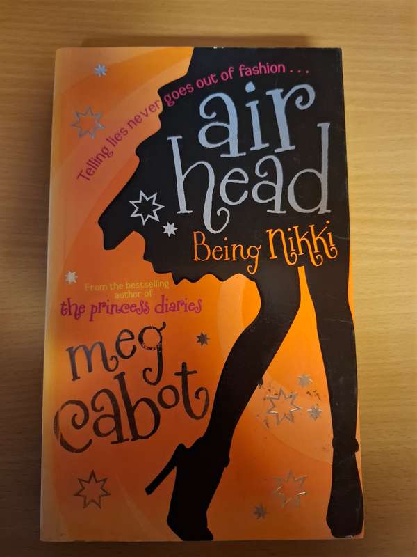 Airhead Being Nikki: Meg Cabot (Paperback)