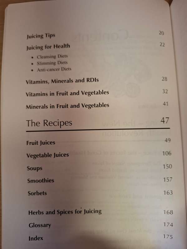 Julie Stafford`s Juicing for Health - Over 200 recipes for fruit & vegetable juices (Paperback)