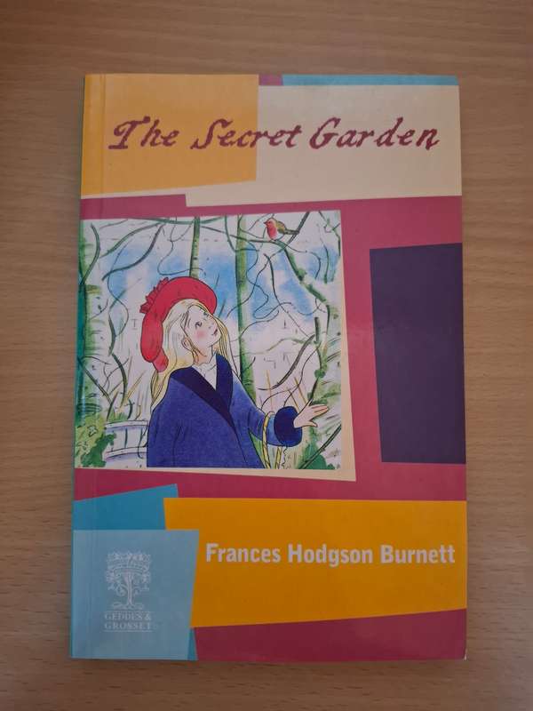 The Secret Garden: Frances Hodgson Burnett (Paperback)