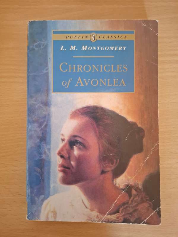 Chronicles of Avonlea : L.M. Montgomery  (Paperback)