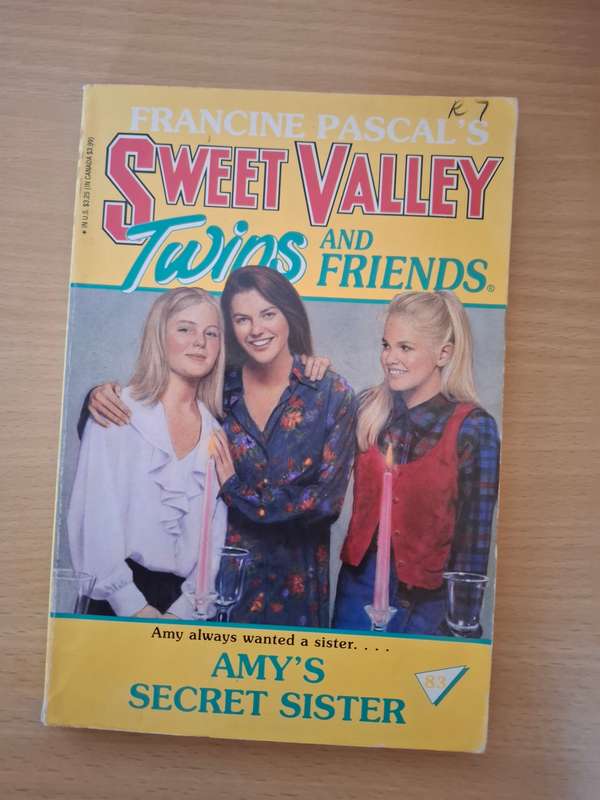 Francine Pascal`s Sweet Valley Twins and Friends - Amy`s Secret Sister No. 83 (Paperback)