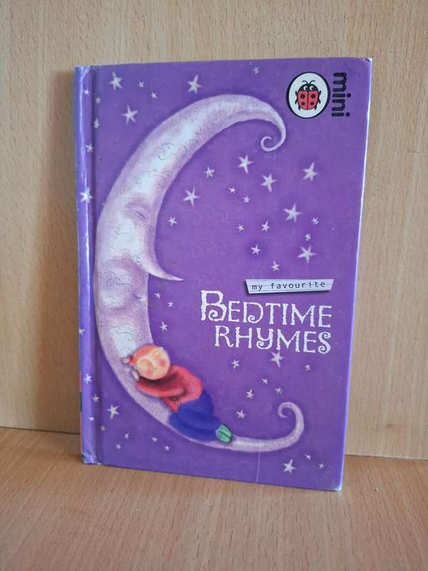 My Favourite Bedtime Rhymes  (Hardcover)