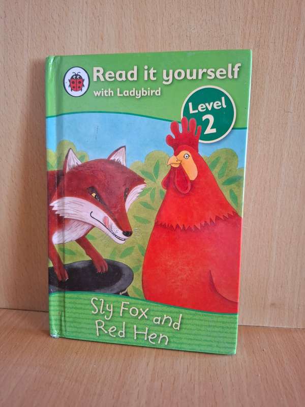 Ladybird - Read it Yourself with Ladybird Level 2 - Sly Fox and Red Hen  (Hardcover)