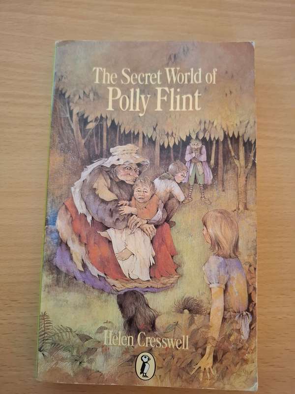 The Secret World of Polly Flint : Helen Cresswell  (Paperback)