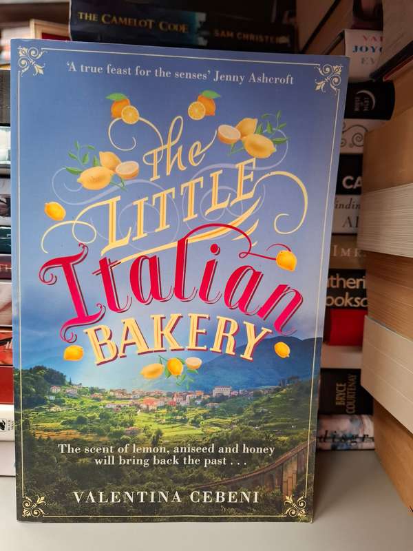 The Little Italian Bakery: Valentina Cebeni (Paperback)