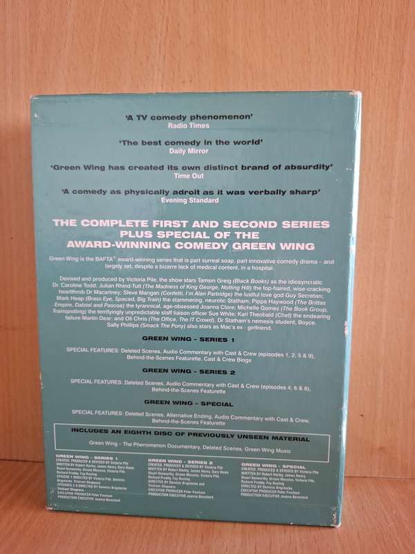 Green Wing - Dvd  (8 discs)