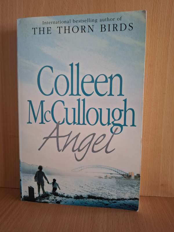 Angel : Colleen McCullough  (Paperback)