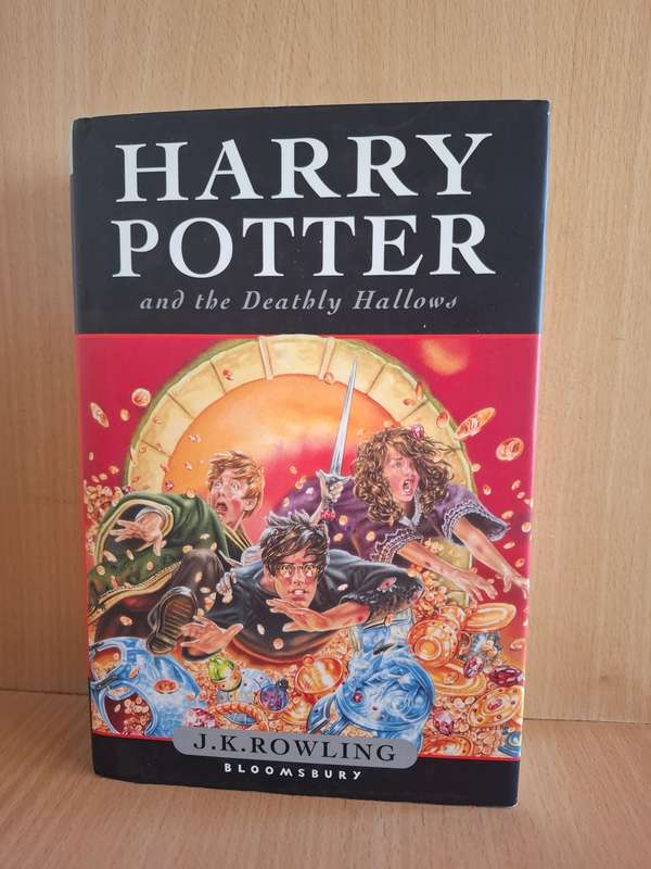 Harry Potter and the Deathly Hallows : J.K. Rowling - First Edition  (Hardcover)
