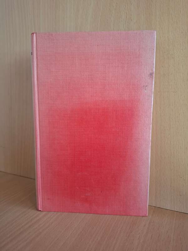 Great Expectations by Charles Dickens  (Hardcover)