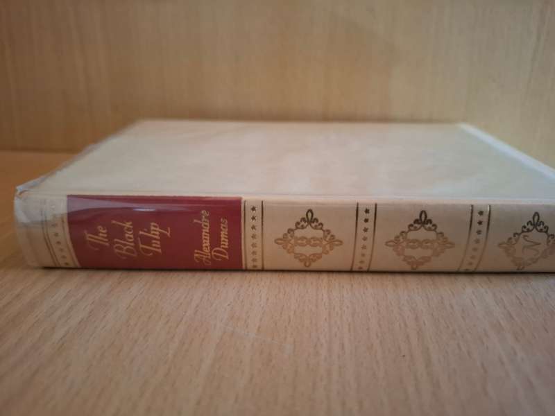 The Black Tulip: Alexandre Dumas  (Hardcover)