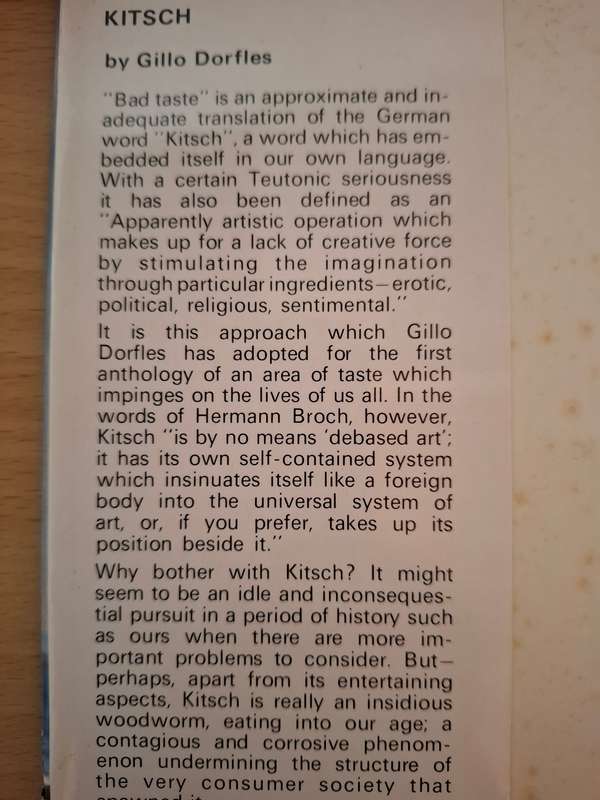 Kitsch - An anthology of bad taste : Gillo Dorfles  (Hardcover)