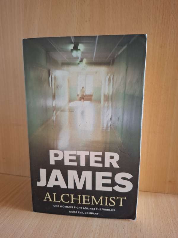 The Alchemist : Peter James  (Paperback)