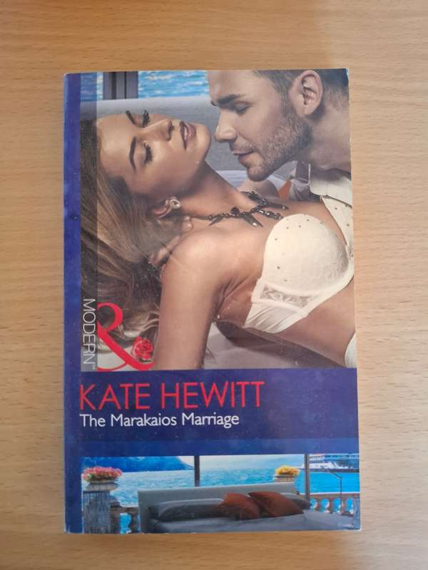 Mills & Boon - The Marakaios Marriage: Kate Hewitt