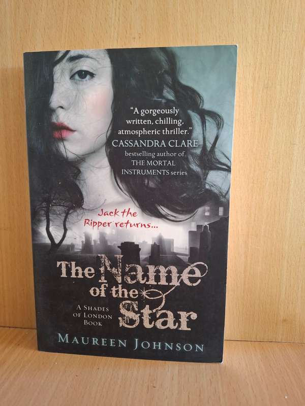The Name of the Star: Maureen Johnson (Paperback)