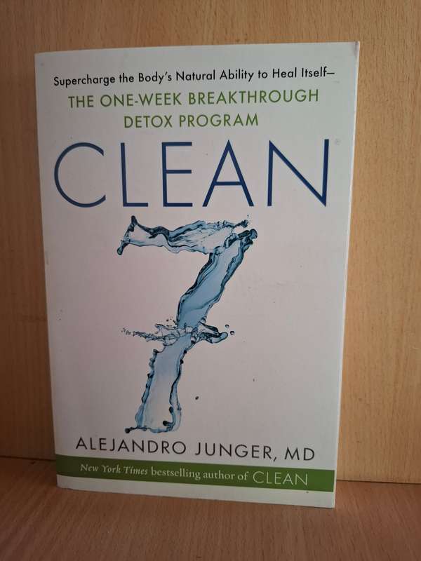 Clean - The One-Week Breakthrough Detox Program: Alejandro Junger, MD (Paperback)