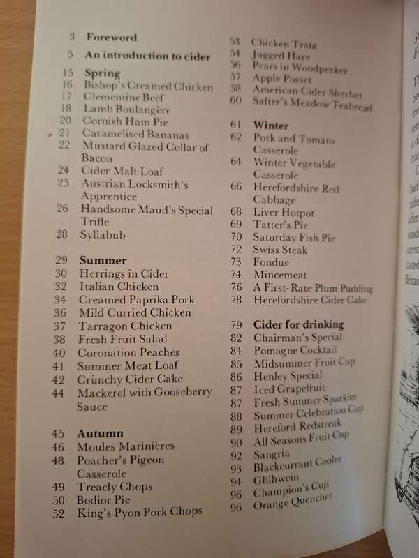 Mary Berry`s Cider Recipes & Drinks - Cider for All Seasons (Paperback)