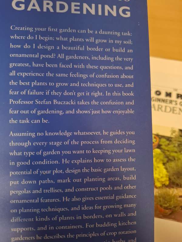 The Conran Beginner`s Guide to Gardening : Stefan Buczacki  (Paperback)
