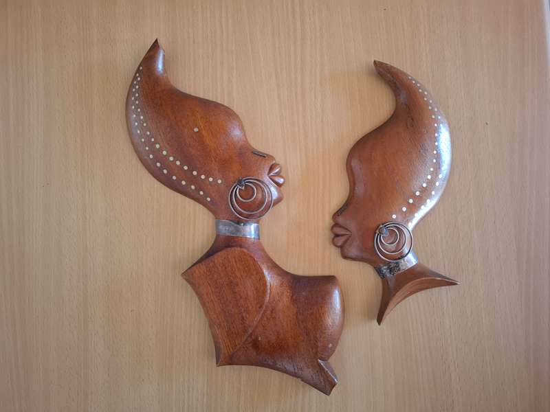 Set of 2 Wooden Female Figurine Wall Hanging