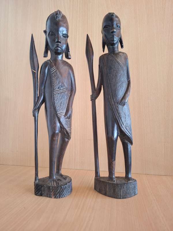 Set of 2 Wooden African Figurines  (35cm x 10cm)
